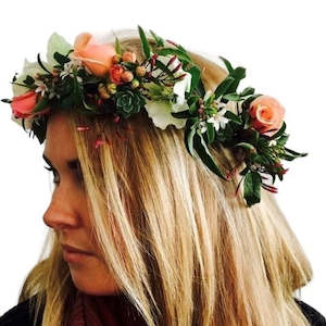 Florist: Fresh Flower Crown Class