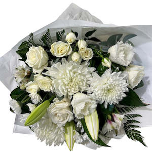 Florist: Classic Whites