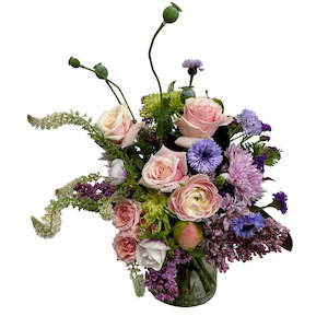 Florist: Pretty Posy in Vase