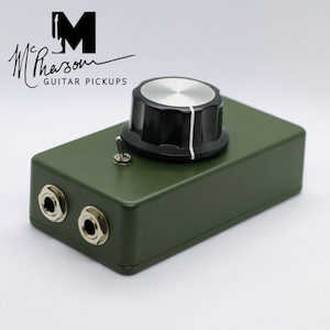 The Green Gizmo™️ Pickup Re-Voicer – McPherson Stompboxes NZ