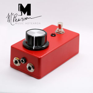 The Red Gizmo™️ Fuzz – McPherson Stompboxes NZ