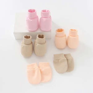 Gift: Me2u - Mitten/Booties Sets - NB