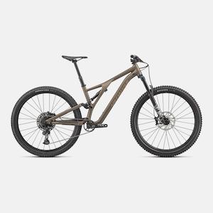 Bicycle and accessory: Stumpjumper Comp Alloy