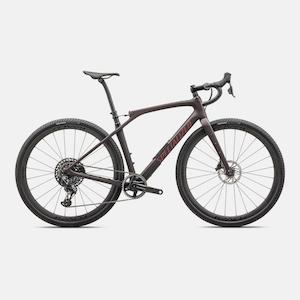 Bicycle and accessory: Diverge STR Pro