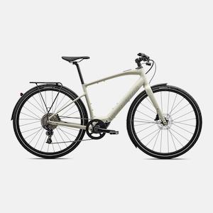 Bicycle and accessory: Turbo Vado SL 4.0 EQ