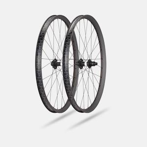 Bicycle and accessory: Roval Traverse HD 350 6B