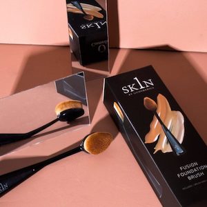 Beauty salon: 1Skin Fusion Foundation Brush