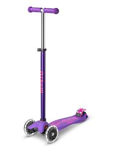 Toy wholesaling: Maxi Micro Deluxe LED Kids Scooter