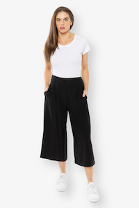 Clothing: Billie the Label - Essential Wide Leg Crop Pant - Black