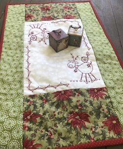 Gail Pan~Reindeer Joys~ table runner pattern