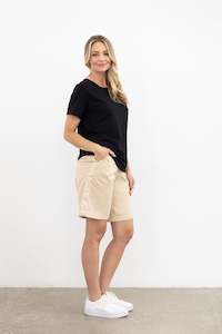 Womenswear: Tate short champagne