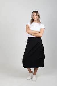 Milwaukee Fiesta Skirt Black in Slub Linen