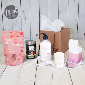 Florist: Sweetheart Pamper Gift