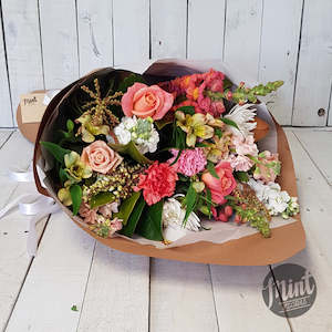 Florist: Peach Cupcake Bouquet