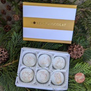 Christmas Cake Bonbon Truffles Handmade by Honest Chocolat - 6 Pieces