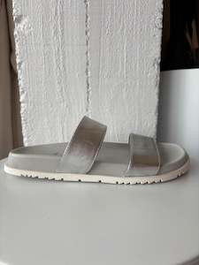 37 Sample - One Off Sample/metallic Silver Sandal