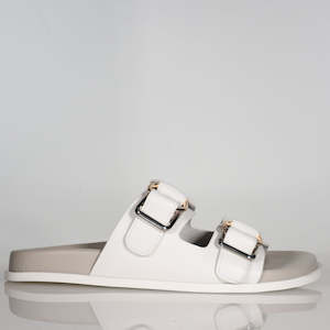 37 SAMPLE - ONE OFF SAMPLE/WHITE SANDAL