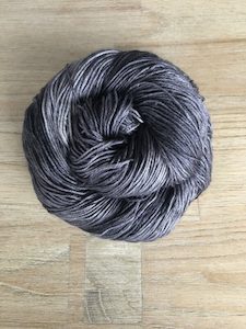 Yarn: Skinny Silk – Thunder