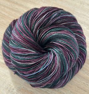 Yakkity Yak 4ply – Moon Shadow