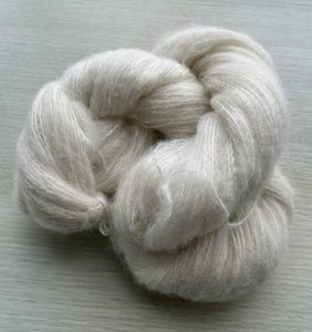 Yarn: Your Majesty – Winter White