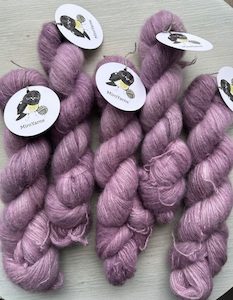 Yarn: Your Majesty – Floral Fiesta