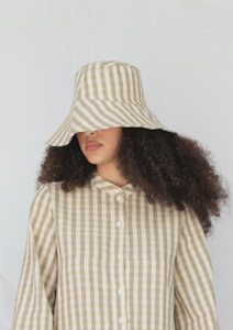 CLEARANCE Form Hat - Olive Gingham