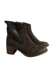 CLEARANCE Suede Ankle Boots - Camoscio T.Moro F.Gomma // LAST PAIR SIZE 36