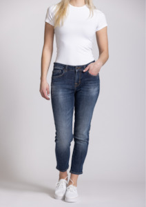 Eliana Boyfriend Jeans - Morava X Undamaged