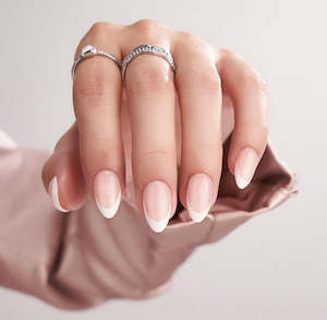 Press on nails: Press On Nails - French Almond