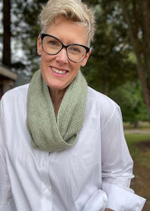 Hootenanny Cowl, Miss Maude. Print Knitting Pattern