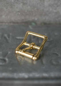 Dressmaking supply: Brass Roller Buckle - 1 inch