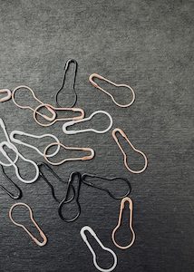 Dressmaking supply: Mixed Bulb Pins - Stitch Markers