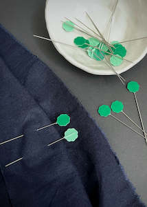 Clover Flower Head Pins - Heavy Weight Fabrics