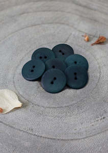 Dressmaking supply: Palm Corozo Buttons - Forest.