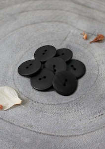 Dressmaking supply: Palm Corozo Buttons - Black.