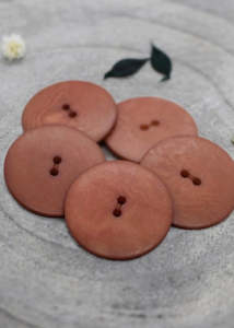 Palm Corozo Buttons - Chestnut.