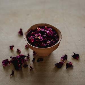 Spices: ROSE PETALS