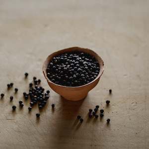 BLACK PEPPERCORNS