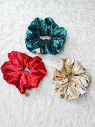 ðVery Velvet Christmas Scrunchieð