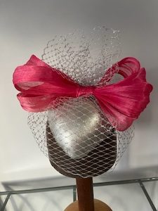 Glorious Silver Leather & Pink Silk Ababca Tear Drop Fascinator – MJ Hatz