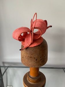 SOLD/Gorgeous Coral Fascinator – MJ Hatz