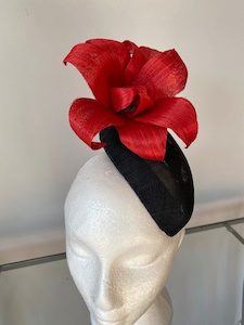 SOLD/Cute Black Fascinator with Lillies – MJ Hatz