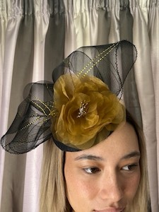 SOLD/Little Black/Gold Fascinator – MJ Hatz