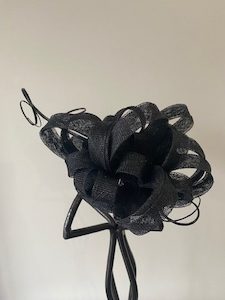 SOLD/Cute Black Fascinator with Loops and Feather Spines – MJ Hatz