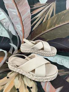 Marcha Vanilla Weave Sandal