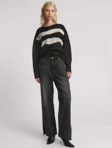 Clothing: ONE TEASPOON - Billie Straightleg Jean