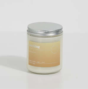 LUCY KING - Medium Candle (Manuka)