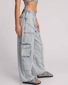 New: ONE TEASPOON - Raven High Waisted Jean