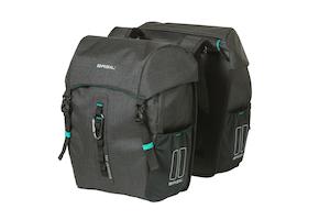 Bicycle and accessory: Basil Discovery 365 18L Double Bag