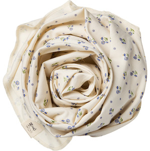 Soft furnishing: Nature Baby Wrap Daisy Daze